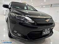 Toyota Harrier Premium 2.0A 2016 Brown Sunroof Rear Entertainment
